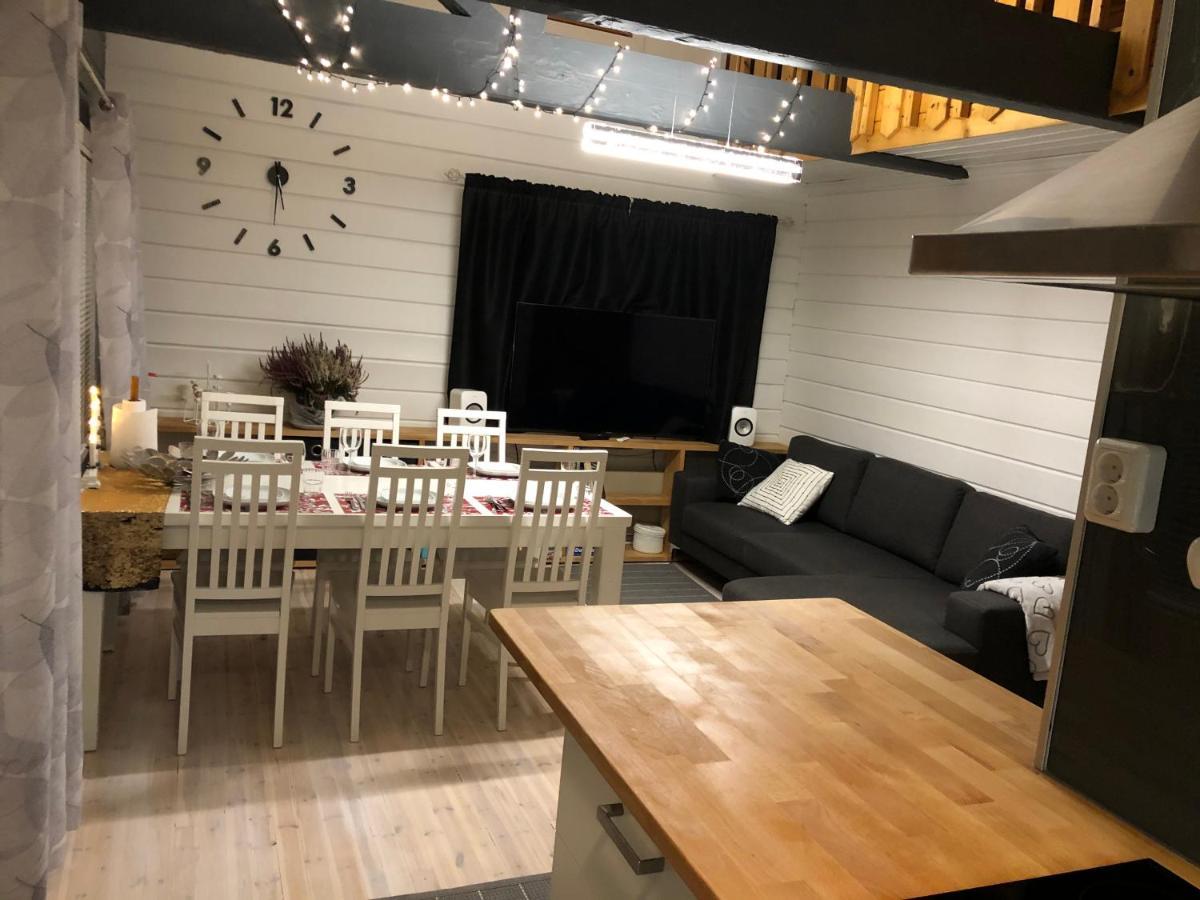 Syoete Huuhkamajat Cottage Kültér fotó
